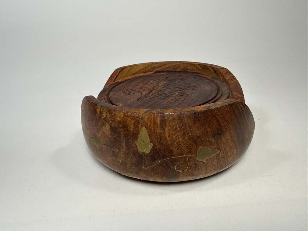 Carved wooden coasters set with holder inlaid brass leaves and vines VTG Boho L2